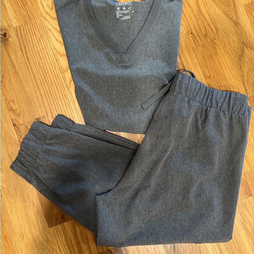 Hanes Women’s Dark Gray V-Neck Scrub Top and Elastic-Waist Scrub Joggers